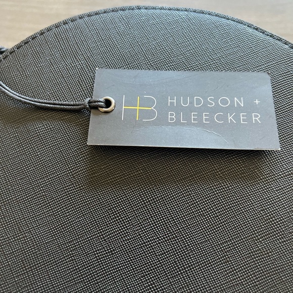 Black Travel Case - Picture 7 of 12